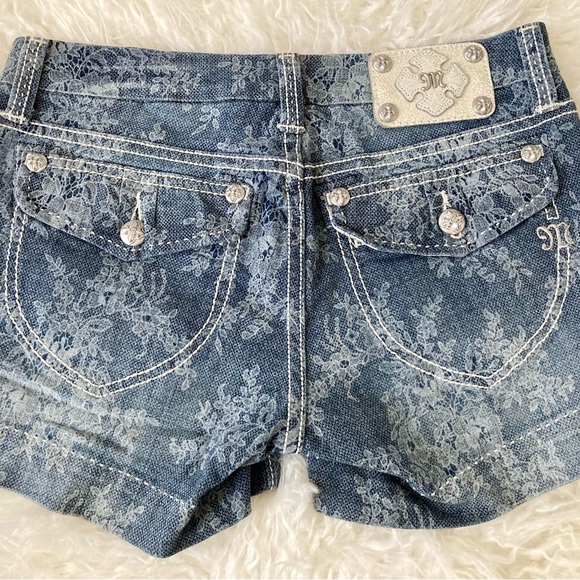 Miss me Shorts Sz 28 - Picture 5 of 5
